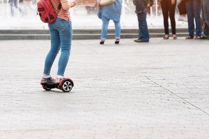 What You Need To Know About Hoverboards And Electric Skateboards