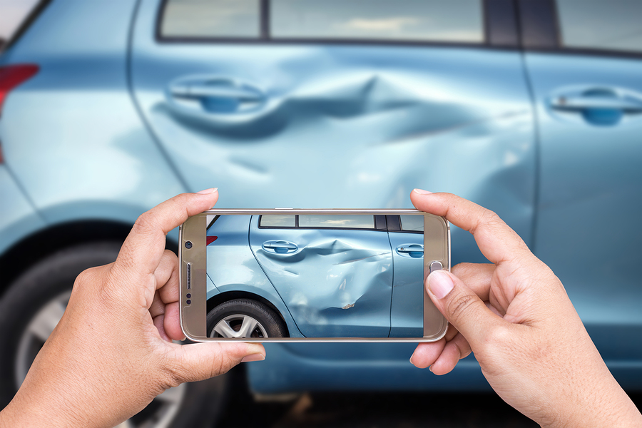 6 Tips For Taking The Best Car Accident Evidence Photos