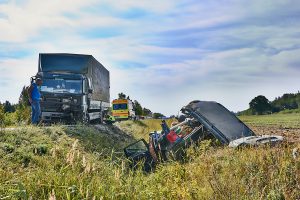 the-main-reasons-you-need-a-lawyer-if-you-are-involved-in-a-truck-accident