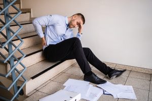 dealing-with-slip-and-fall-accidents-in-the-workplace