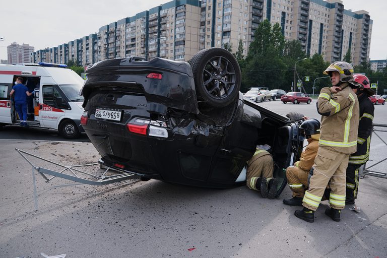 SUV Rollover Risks in St Petersburg Auto Accidents